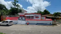 3 Bedrooms Rentals in Port Morant St Thomas  호텔