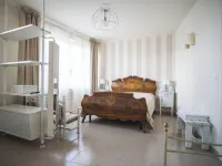 Ome Sweet Ome Hotel a Ome