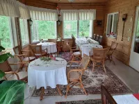 Hotelli Möhkön Rajakartano - Ilomantsi - Frühstück