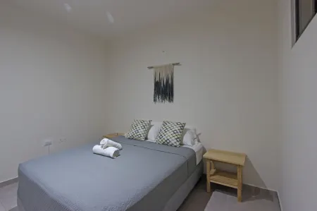 Riverside Apartments - Walk to the Beach in Santa Teresa! Newly Renovated!