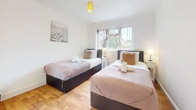 Charming 5-Bed House in Grays Hotels in der Nähe von Chafford Hundred Lakeside Railway Station