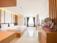 Cozy Living Studio (No Kitchen) at Sentraland Semarang Apartment - Condos