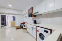 Homey and Cozy Stay 1Br Tamansari Bintaro Mansion Apartment Hotels in Pondok Aren
