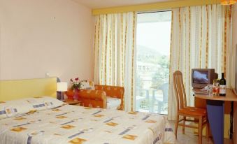 Hotel Com - All Inclusive