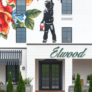 Elwood Hotel & Suites