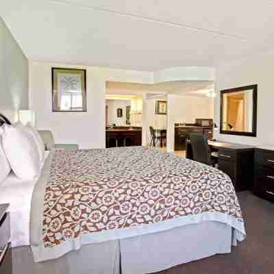 Days Inn by Wyndham Orlando Airport Florida Mall Rooms