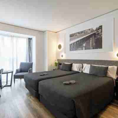 Hotel Conqueridor Rooms