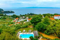 Margi House Hotels in Kolios