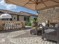 Apartment in Quiet and Green Environment with Swimming Pool - Homestays