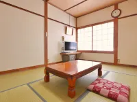 Kaisen No Yado Minsyuku Misaki Hotels near Amarube Railway Bridge Observation deck.The Sora no Eki.