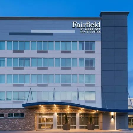 Fairfield Inn & Suites St. Louis Downtown Отели рядом с достопримечательностью «Театр Фокс»