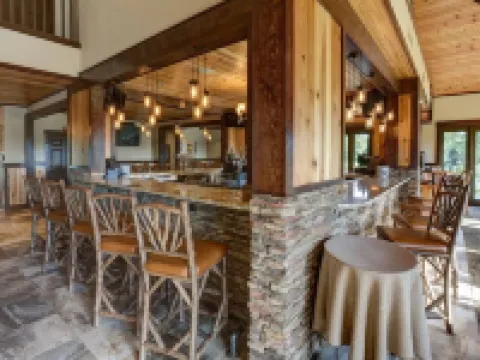 Studio Condo on the Water @ Innsbrook Hotels in Innsbrook