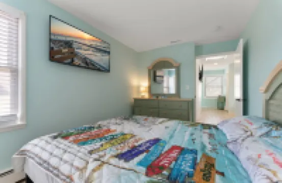 Modern Kitchen and Outdoor Patio with Grill - Stunning Seaside Escape