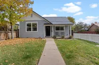 Downtown Location, 5 Min Walk to Train, Great Yard