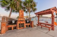 Stylish Décor and Community Pools - Spacious Coastal Haven