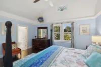 1-acre WHB Beach Village: Salt Pool & Hot Tub of Nirvana - Vacations