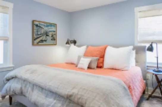 Cozy Garden Retreat with Upscale Finishes - Charming Wine Country Haven