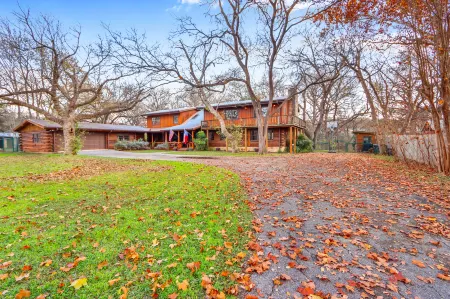 Inviting Pool and Game Room - Stunning Rustic Retreat