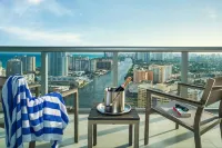 Private Rooftop and Breathtaking Views - Stunning Penthouse Oasis Hotels in Hallandale Beach