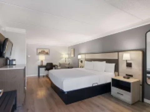 La Quinta Inn by Wyndham Stockton Hotels in Stockton