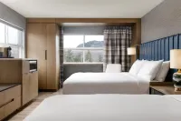 DoubleTree by Hilton West Kelowna Отели в г. Запад Келауна