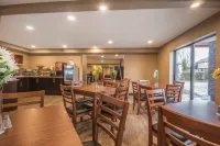 Comfort Inn - breakfast