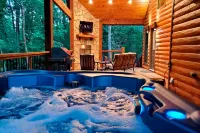 Secluded Mountain Gem - Creek, Hot Tub, Privacy, Escape Hotels in McCurtain County
