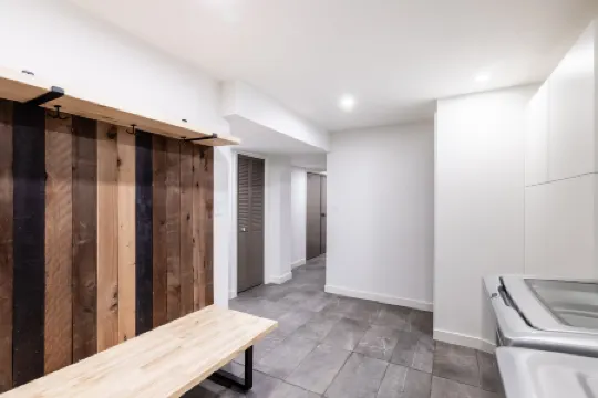 Chic Mountain Escape with Chef's Kitchen and Cozy Fireplace - Inviting Retreat