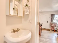 Cozy Retreat - Coffee Maker, Wifi, Ocean Views Hotels in Gleneden Beach