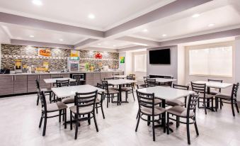 Travelodge by Wyndham Rapid City/Black Hills