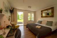 Hotel & Restaurant Weidumerhout Hotels in Franeker