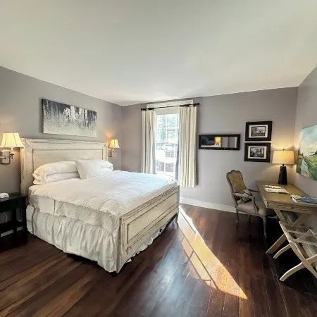 Dinsmore Boutique Inn