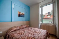 B&B Dream Center