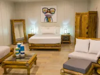 Hotel Plaza Yara โรงแรมใกล้ท่าจอดเรือ Pez Vela