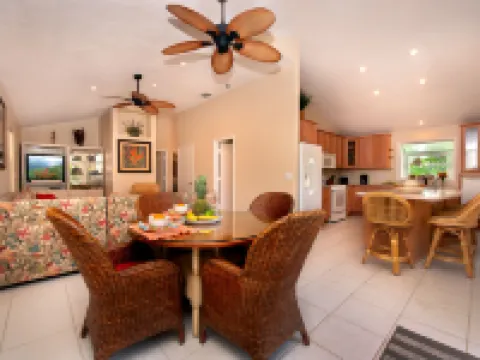 Cedar Cove Resort & Cottages Hotels in Holmes Beach