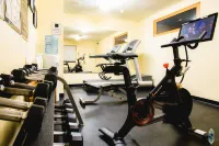 The Sage Hotel - Gym