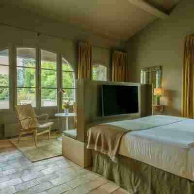 Baumanière - Les Baux de Provence Rooms