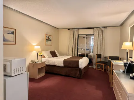 Divya Sutra Plaza and Conference Centre, Vernon, BC
