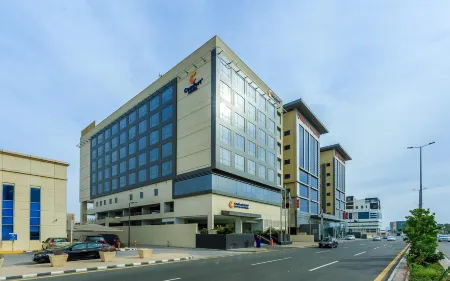 Comfort Hotel Jeddah King Road Отели рядом с достопримечательностью «City Walk»