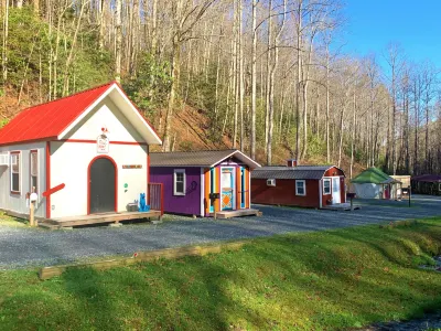 Gorgeous Stays Hotels in Swain County