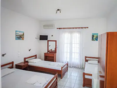 Eytyxia Apartments Hotels in Solina