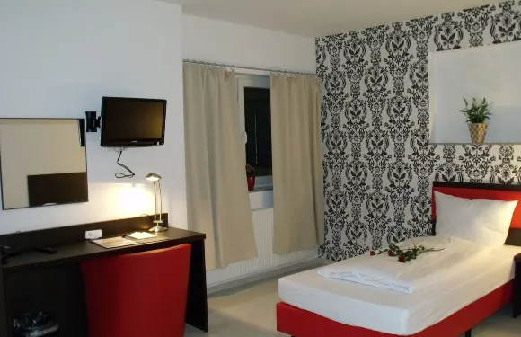 阿倫伽尼城市酒店