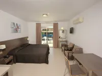 Petrosana Hotel Apartments Hoteles cerca de Monasterio de Ayia Napa
