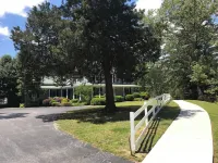 Charming 4BR Historic Home With Scenic Views Hotels in Apex