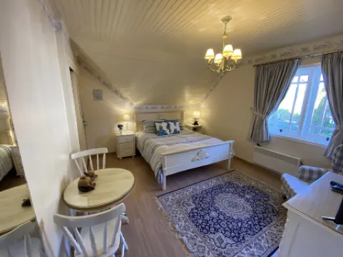 科利納斯城堡旅館