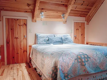 New River Haven - Kayak the River. Secluded