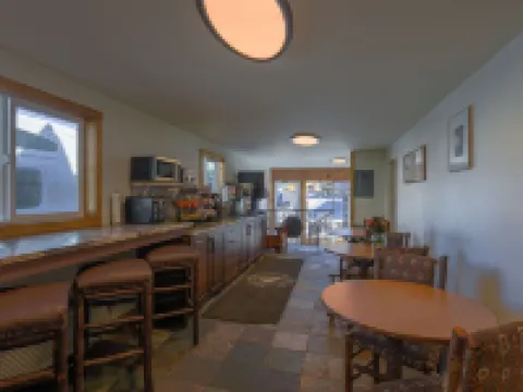 Antler Inn Hotels in Jackson