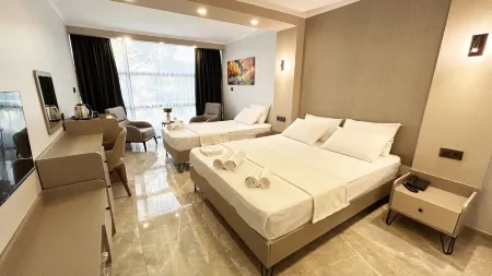 01 Nova Otel Отели рядом с достопримечательностью «D-Marin Didim Marina»