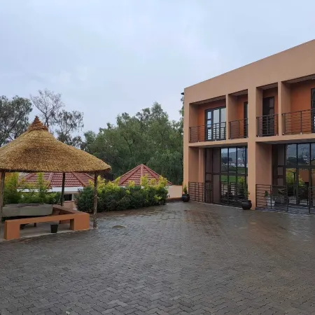 Jate Guest House