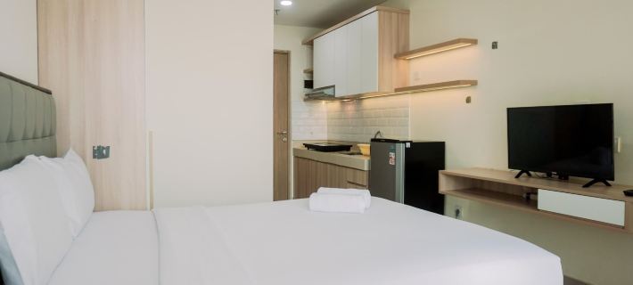 Homey Living and Comfy Studio Apartment at B Residence Hotel di Pagedangan